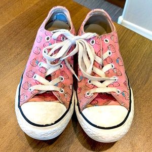 Adorable hello kitty pink converse sneakers! Size3